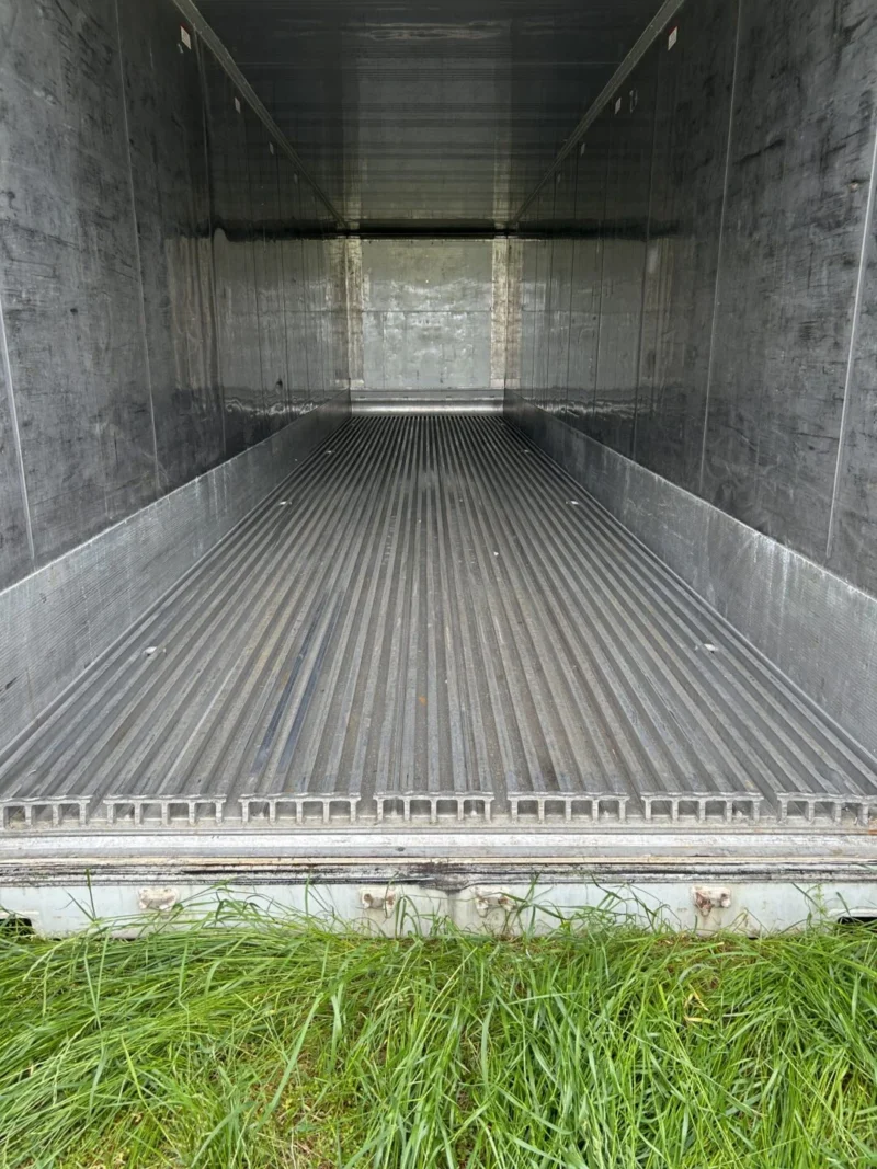 2009 40′ High Cube Refrigerated Storage Container – CCR18757 - Image 16
