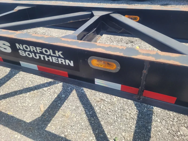 Used 53ft Hyundai Shipping Container Chassis – 2011 - Image 6