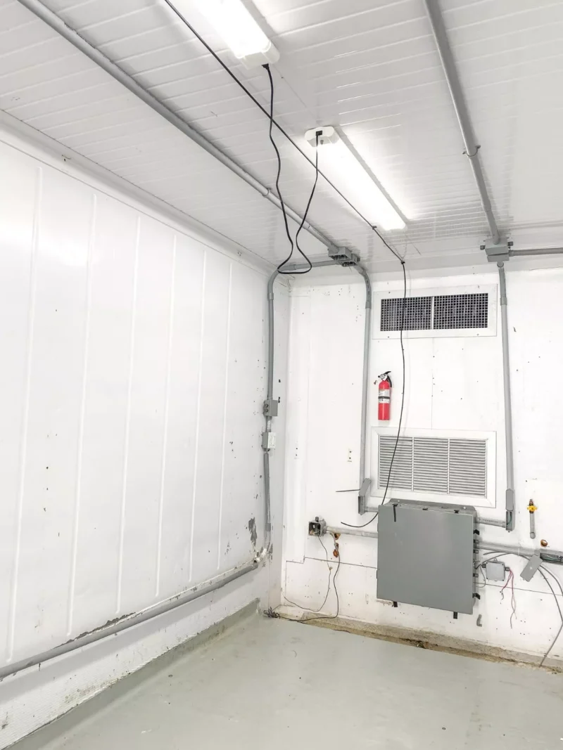 40 Foot High-Cube Insulated Shipping Container with 5 Ton Bard HVAC - Image 6