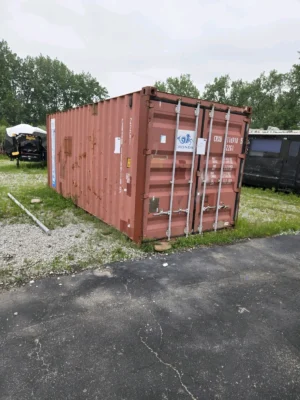 Durable & Affordable Used 20' Storage Containers / Storage Pods