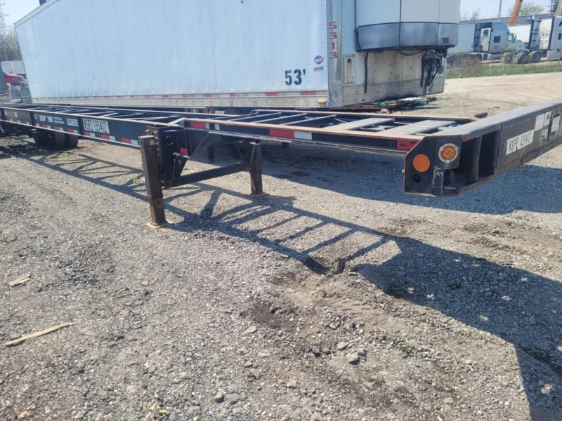 Used 53ft Hyundai Shipping Container Chassis – 2011 - Image 4