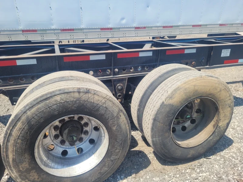 Used 53ft Hyundai Shipping Container Chassis – 2011 - Image 3