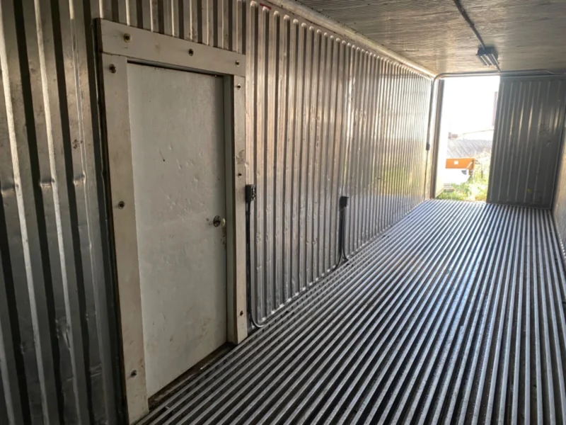 Used 40ft Refrigerated Shipping Container – With Custom Side Door Access - Image 6