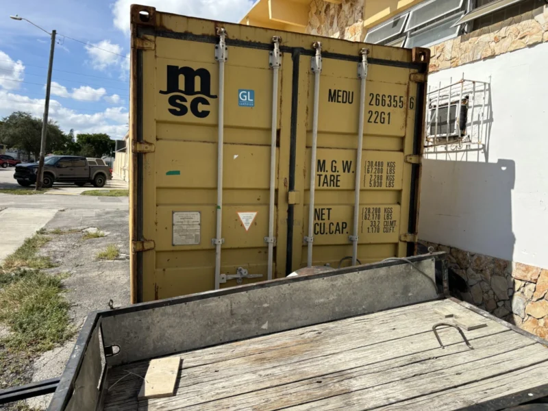 Used 20ft Conex Shipping / Storage Container – Yellow/Gold – Priced to Sell! - Image 2